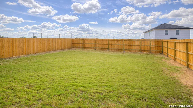 2123 Windflower Lane Luling, TX 78648
