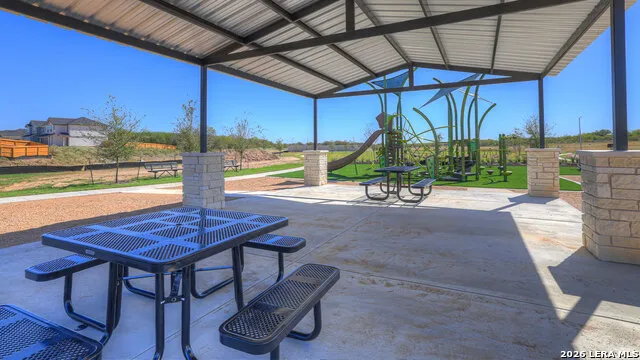 2123 Windflower Lane Luling, TX 78648