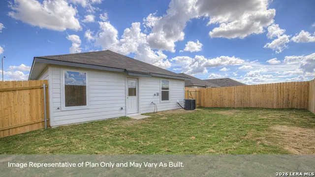 2305 Red Bird Trace Lockhart, TX 78644