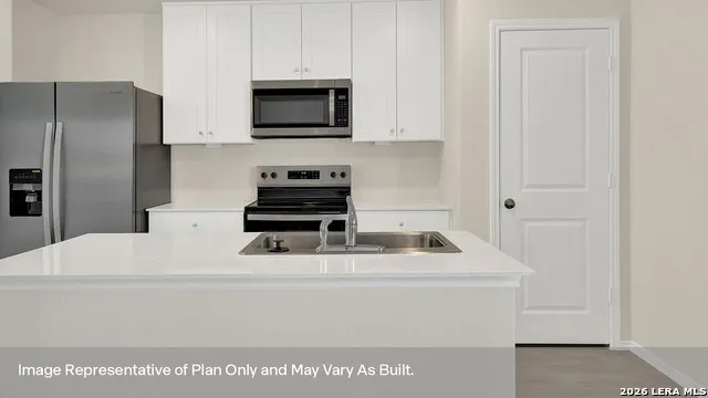 2306 Red Bird Trace Lockhart, TX 78644