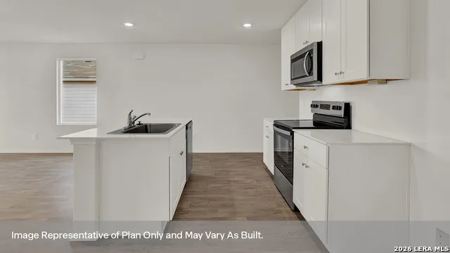 2308 Red Bird Trace Lockhart, TX 78644