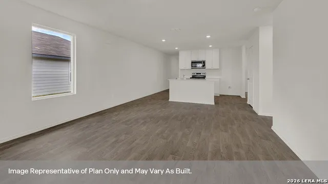 2309 Red Bird Trace Lockhart, TX 78644