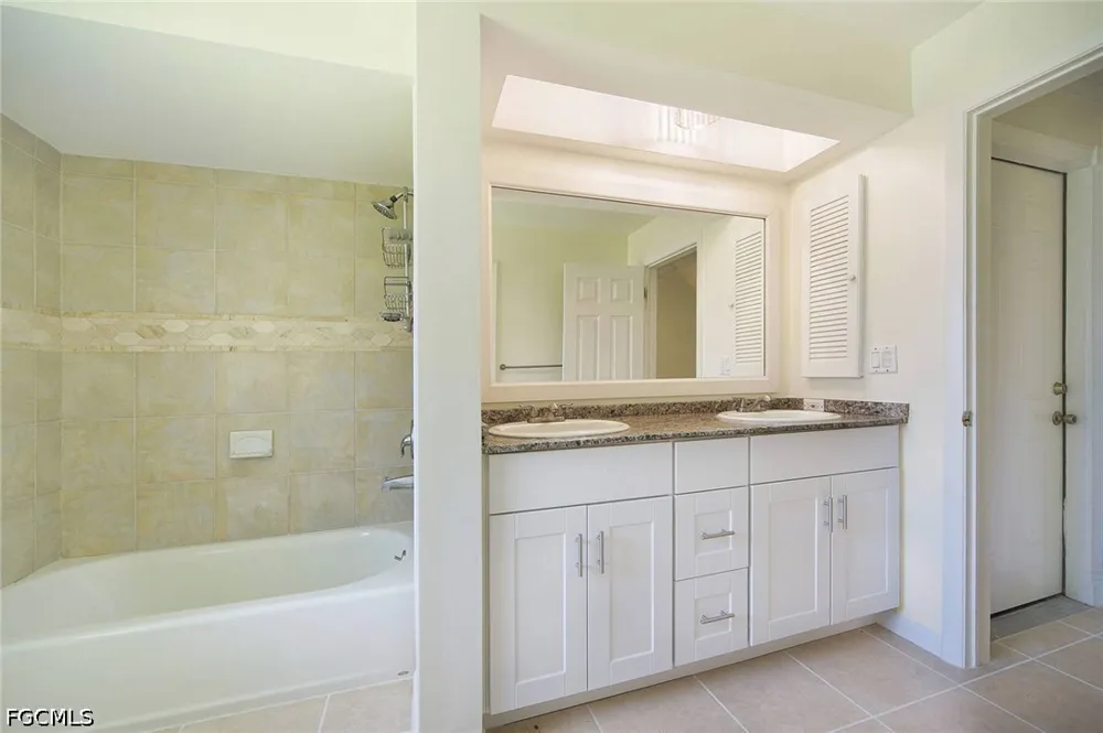 Eichen Circle E Fort Myers, FL 33919