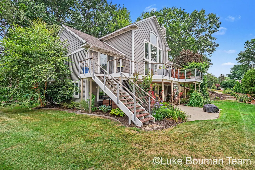 46 Counts Cove Court Holland, MI 49424