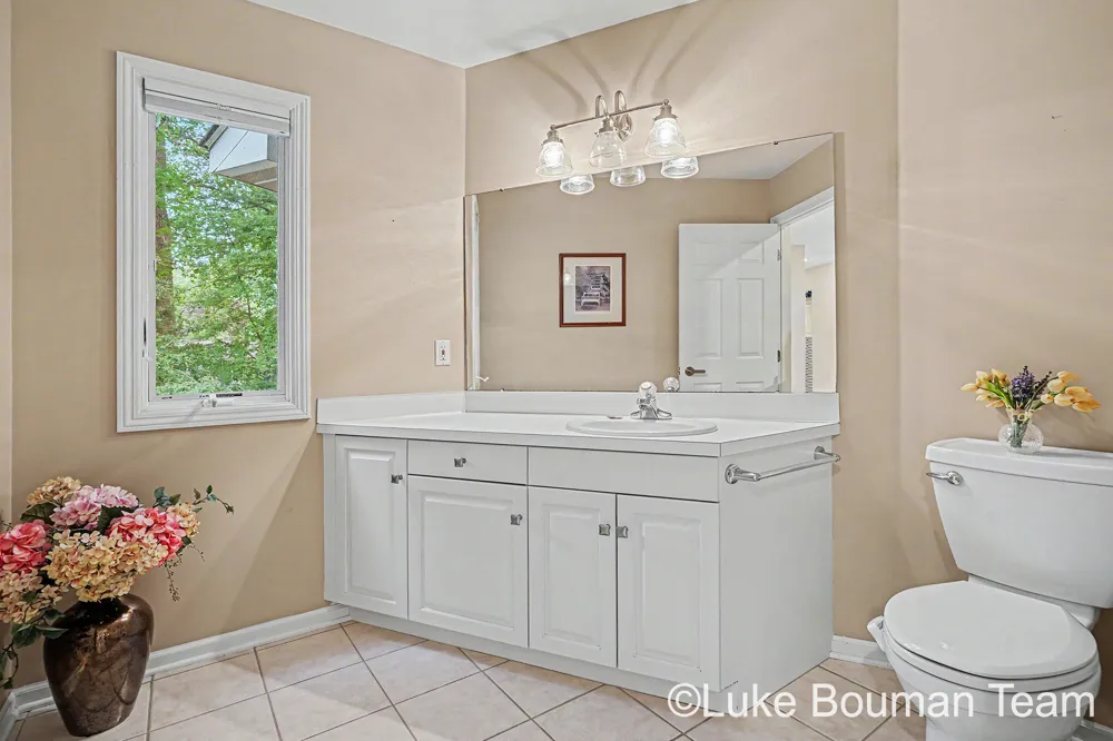 46 Counts Cove Court Holland, MI 49424