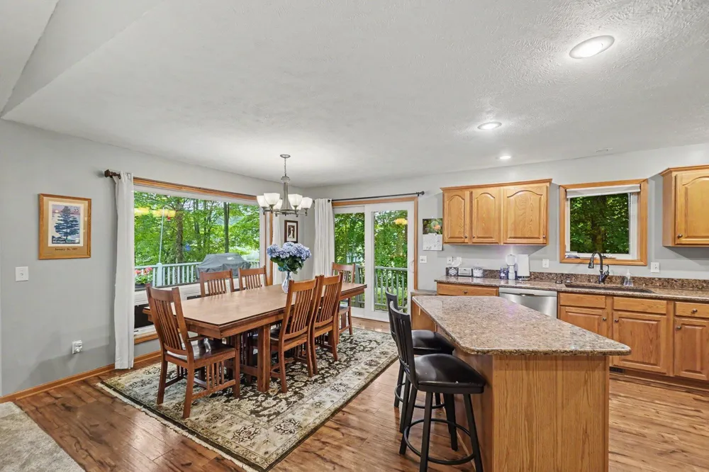 9712 Fawn Lake Drive Stanwood, MI 49346