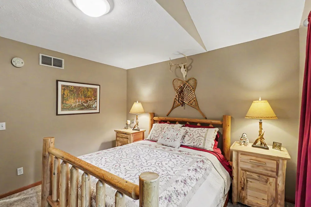 9712 Fawn Lake Drive Stanwood, MI 49346