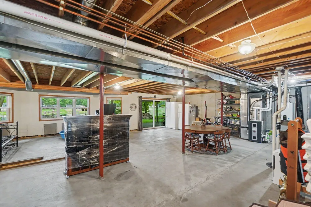 9712 Fawn Lake Drive Stanwood, MI 49346