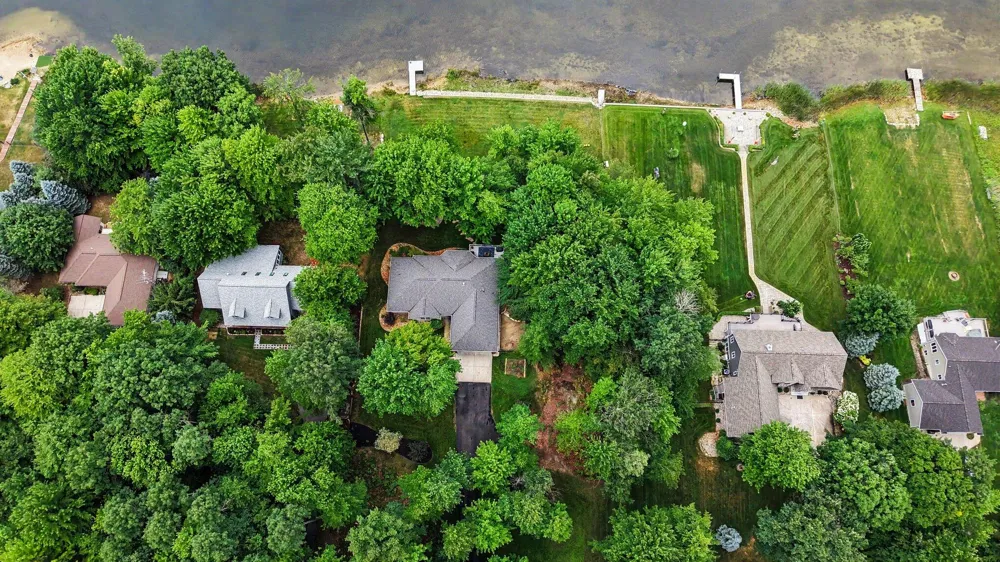 9712 Fawn Lake Drive Stanwood, MI 49346