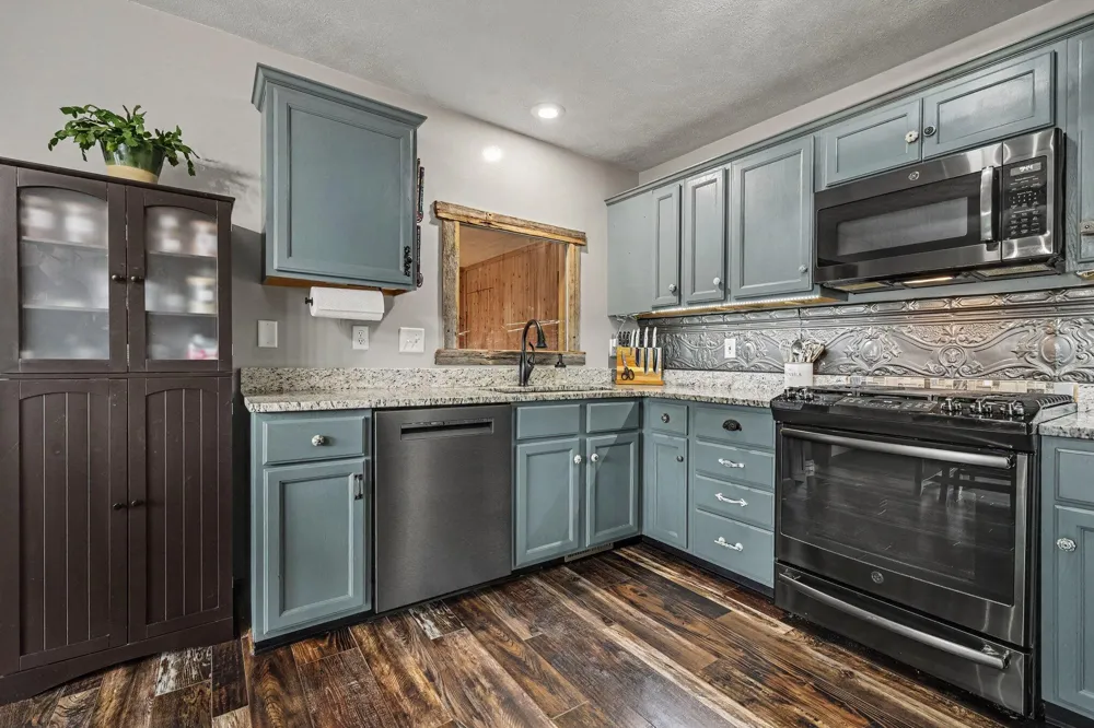 12776 Theris Drive Wayland, MI 49348