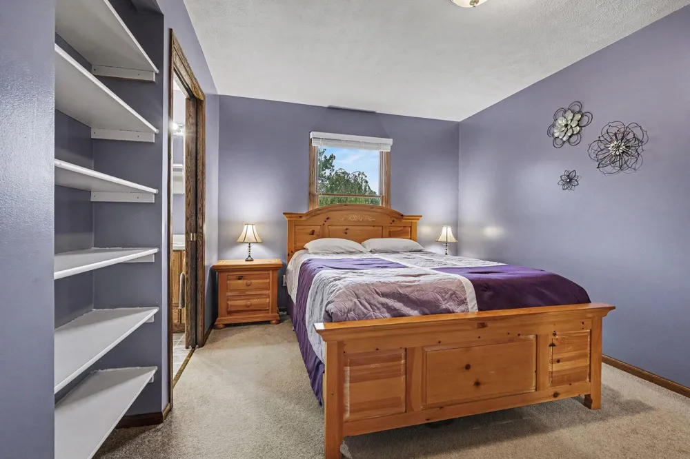 12776 Theris Drive Wayland, MI 49348