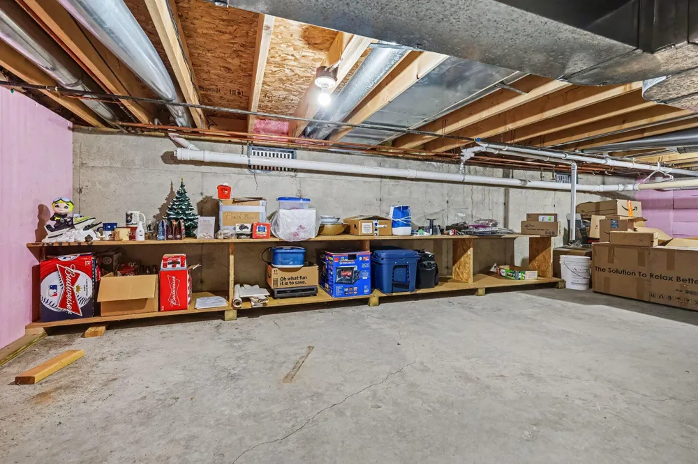 12776 Theris Drive Wayland, MI 49348