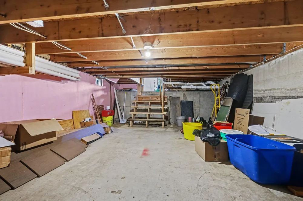 12776 Theris Drive Wayland, MI 49348