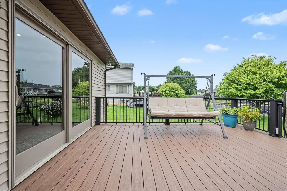 12776 Theris Drive Wayland, MI 49348