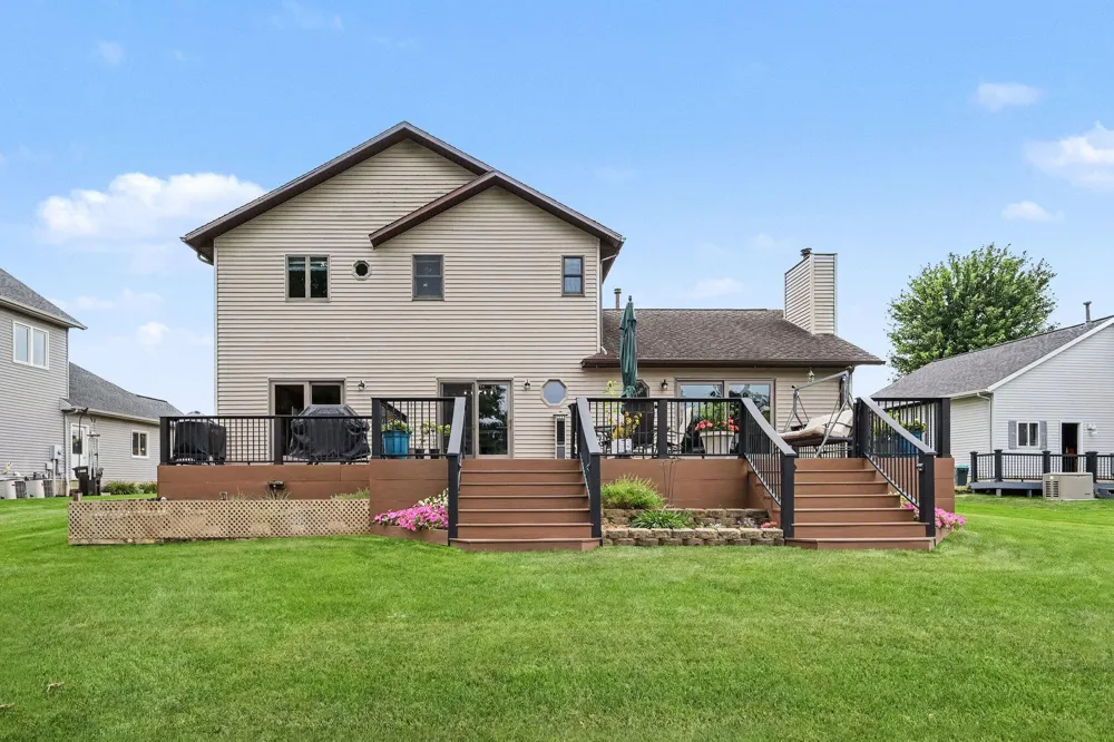 12776 Theris Drive Wayland, MI 49348