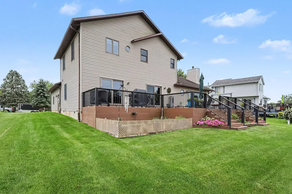 12776 Theris Drive Wayland, MI 49348