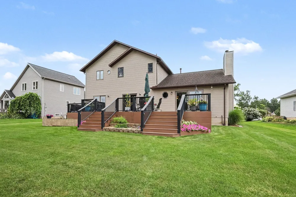 12776 Theris Drive Wayland, MI 49348