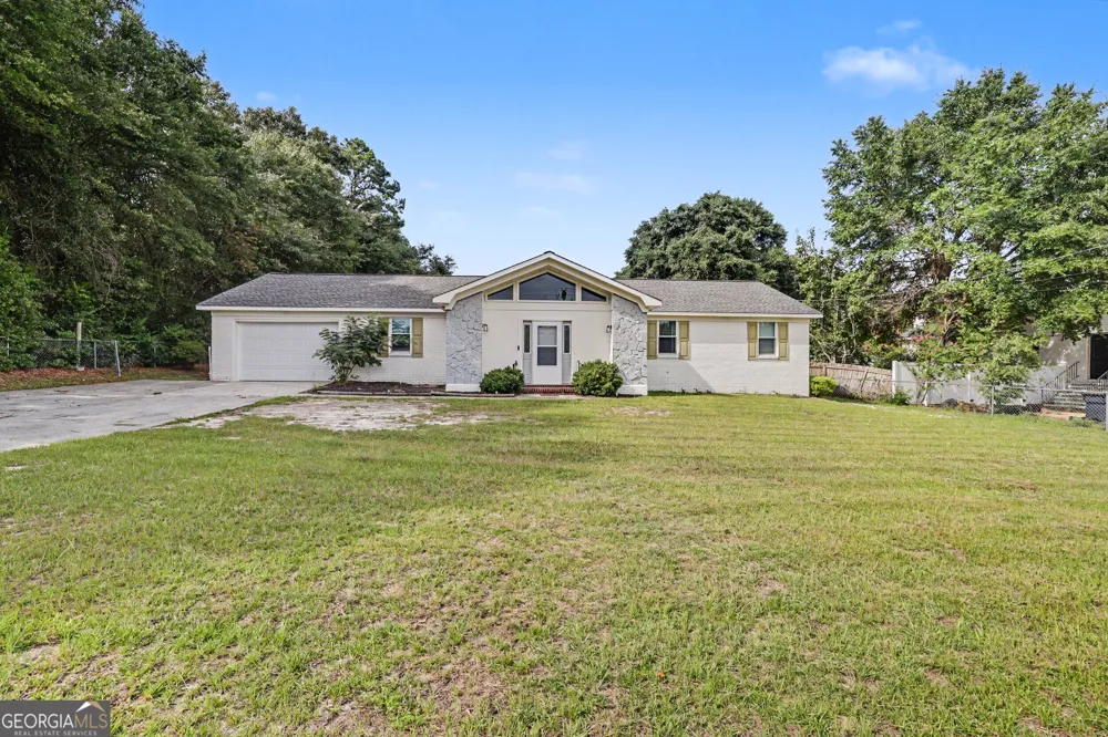 1437 Brown RD Hephzibah, GA 30815