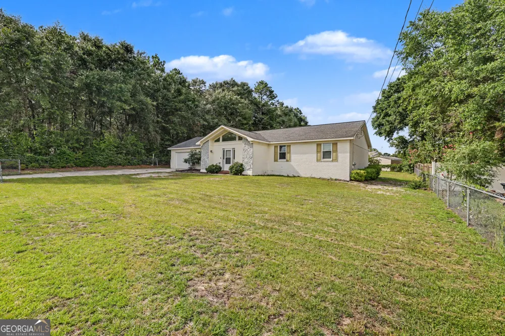 1437 Brown RD Hephzibah, GA 30815