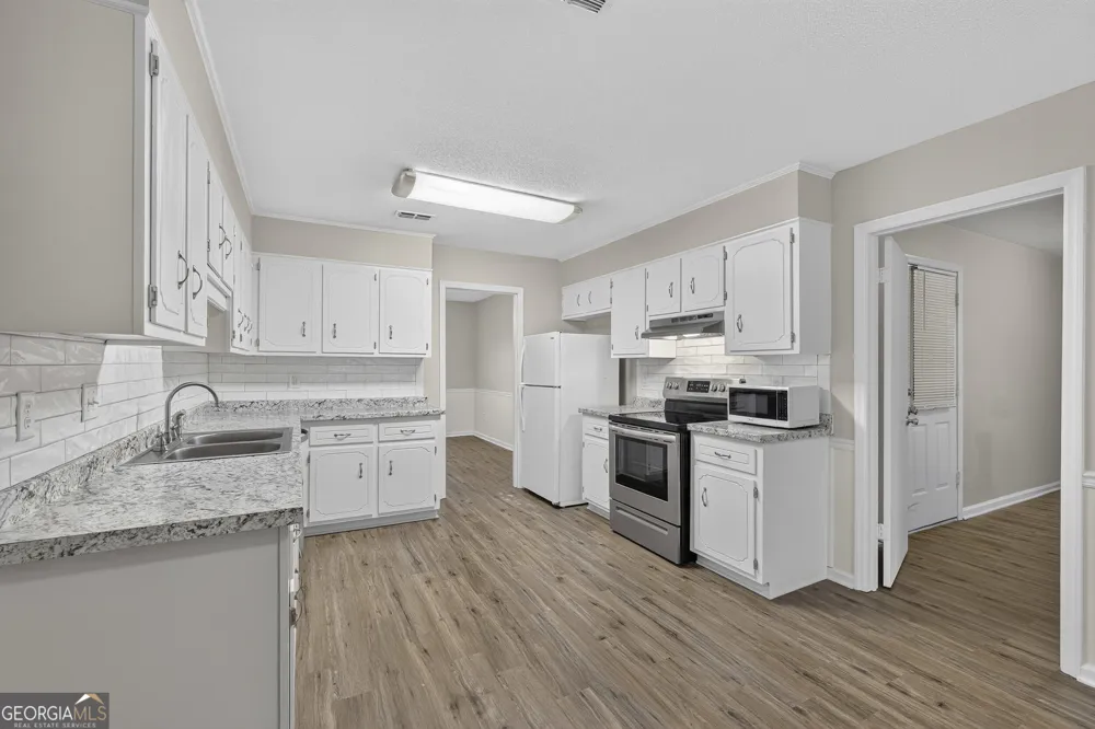 1437 Brown RD Hephzibah, GA 30815