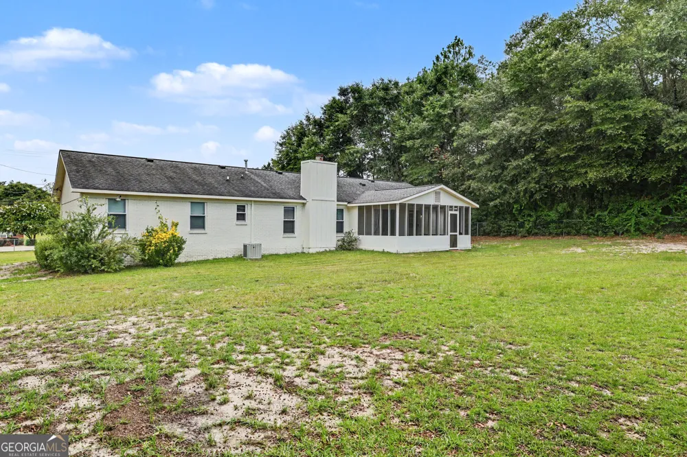 1437 Brown RD Hephzibah, GA 30815