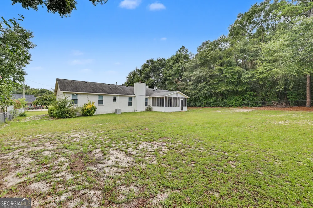 1437 Brown RD Hephzibah, GA 30815