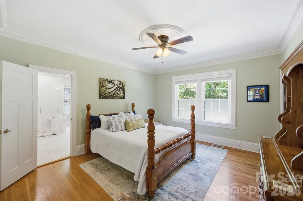 105 S Maple Street Dallas, NC 28034