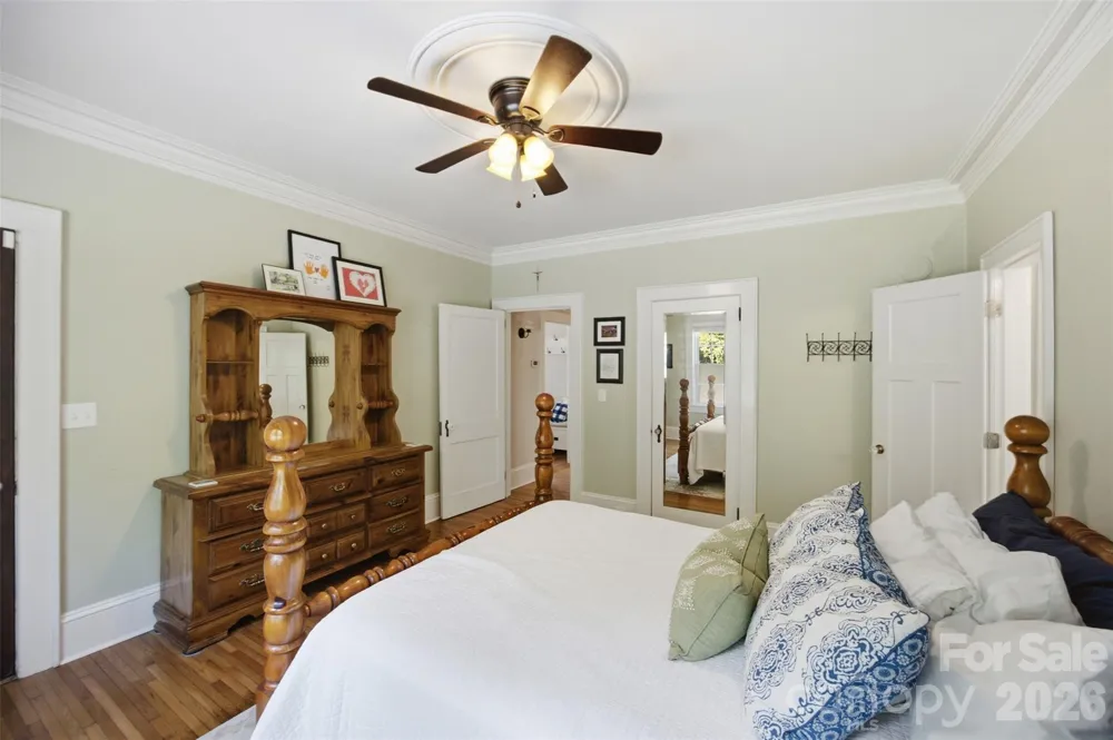 105 S Maple Street Dallas, NC 28034