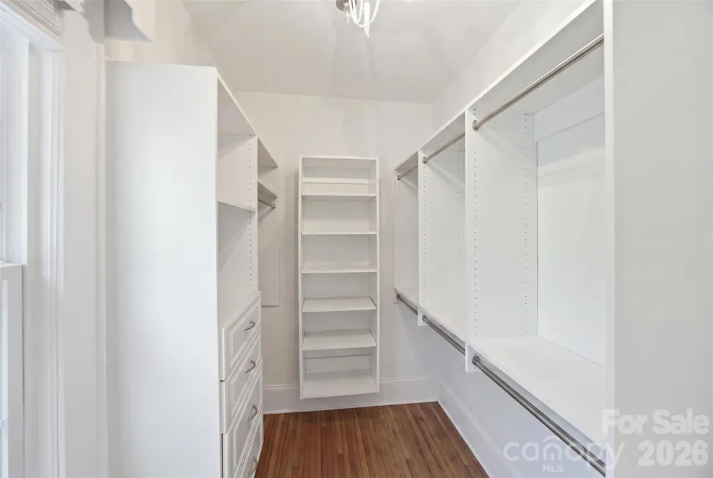 105 S Maple Street Dallas, NC 28034