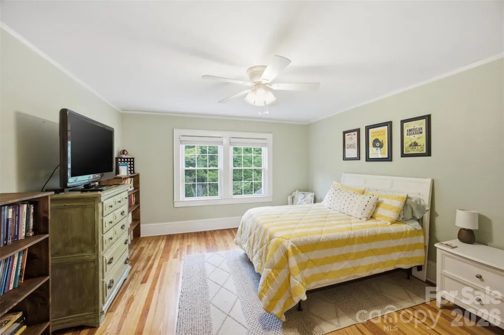 105 S Maple Street Dallas, NC 28034