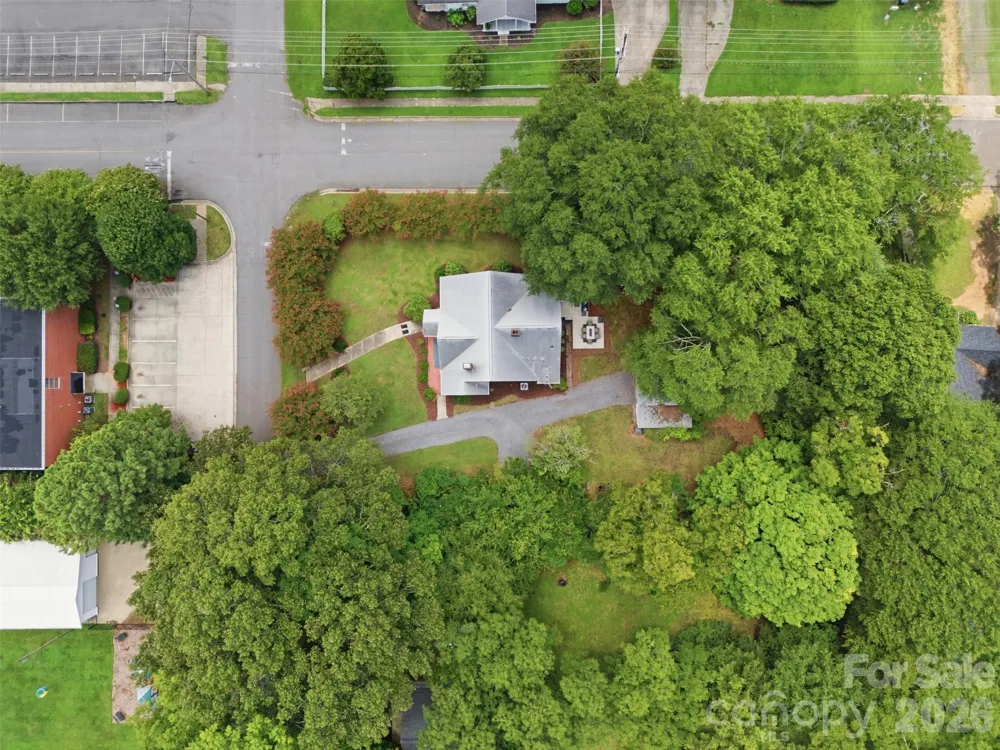 105 S Maple Street Dallas, NC 28034