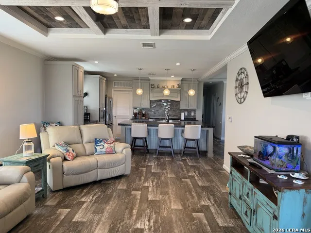 349 S Quailrun Port Lavaca, TX 77979