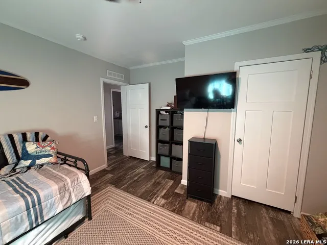 349 S Quailrun Port Lavaca, TX 77979