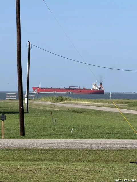 349 S Quailrun Port Lavaca, TX 77979