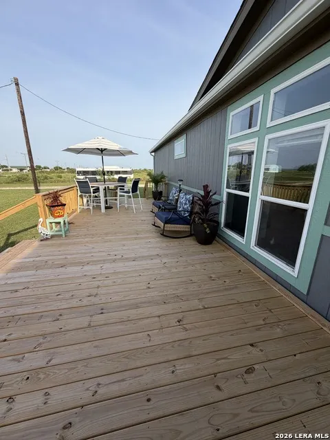 349 S Quailrun Port Lavaca, TX 77979