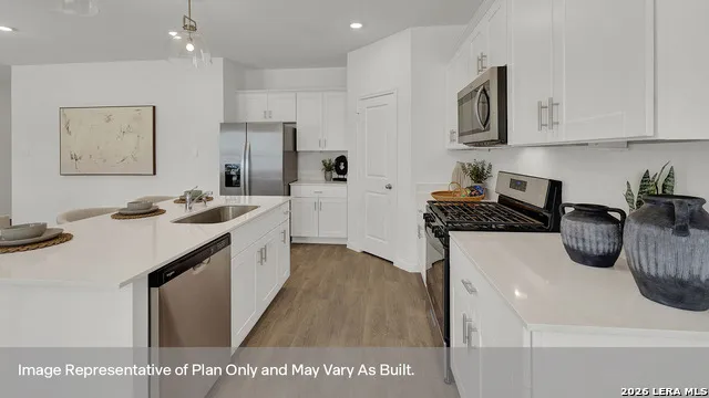 100 Milo Knox Drive Kyle, TX 78640