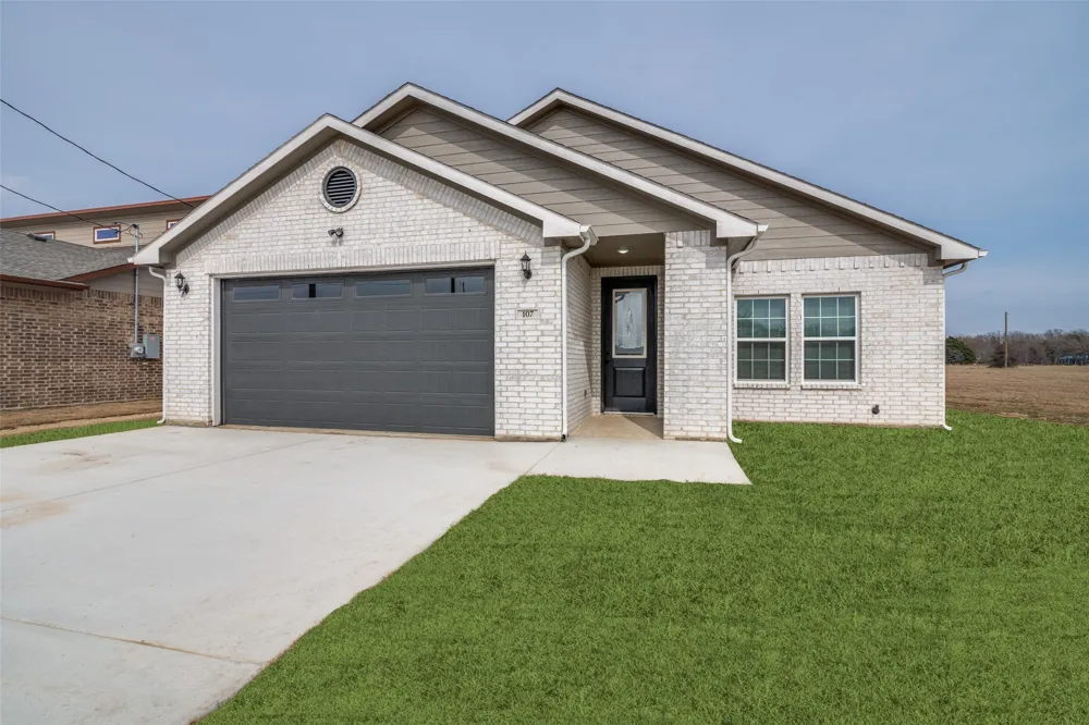 107 Scenic Road Trinidad, TX 75163