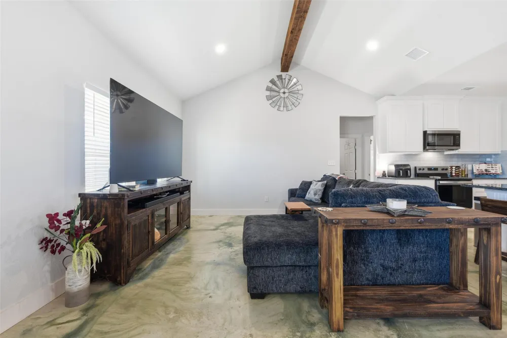 231 Julian Lane Poolville, TX 76487