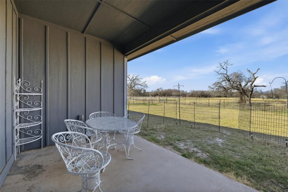 231 Julian Lane Poolville, TX 76487