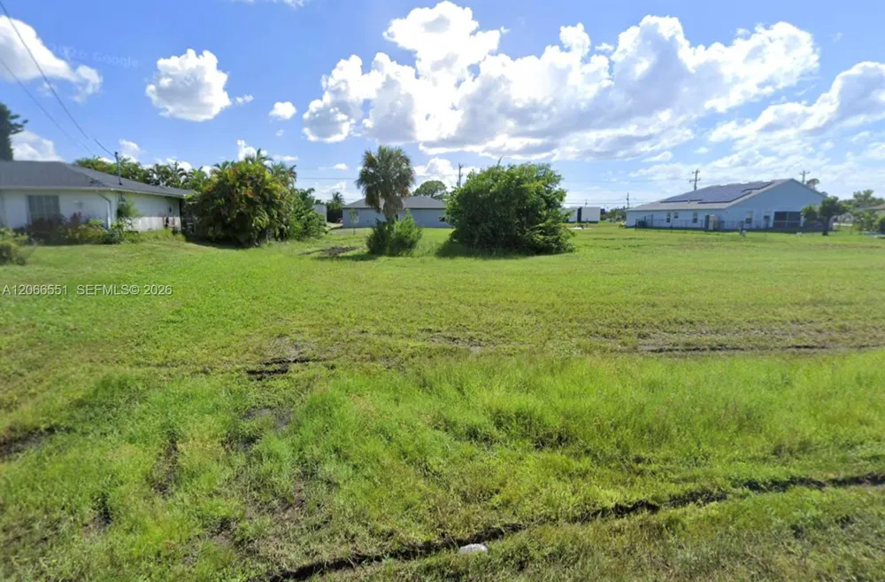 2518 NW Embers Terr Cape Coral, FL 33993