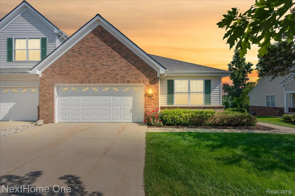 10083 Ridge Run Street #24 Hartland Township, MI 48855