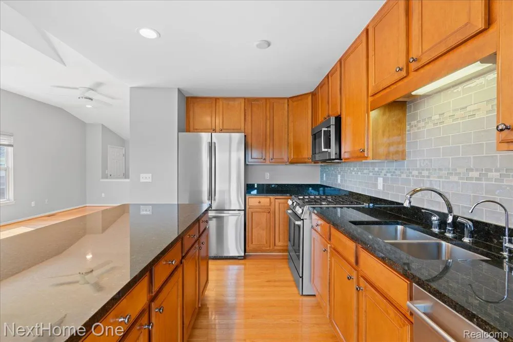 10083 Ridge Run Street #24 Hartland Township, MI 48855