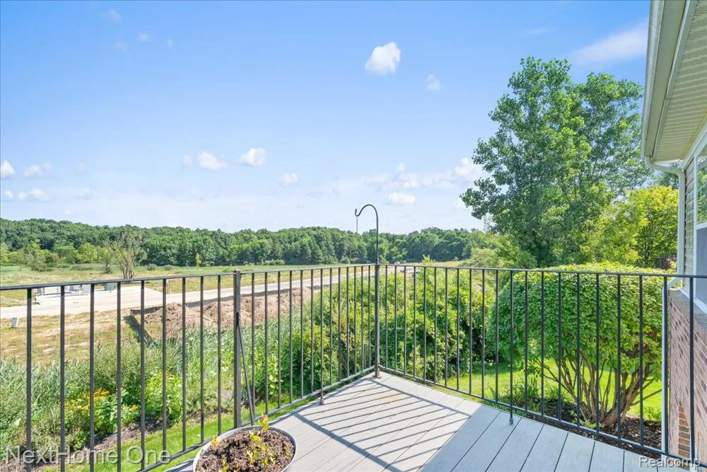 10083 Ridge Run Street #24 Hartland Township, MI 48855