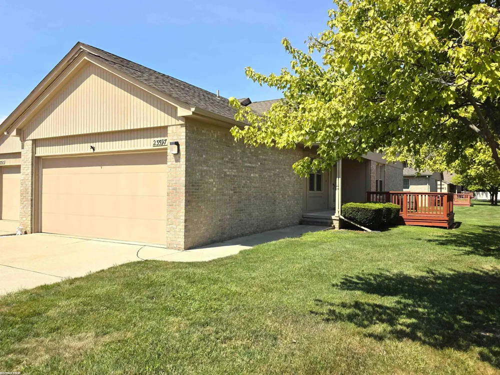 23597 Suttons Bay Drive Clinton Charter Township, MI 48036