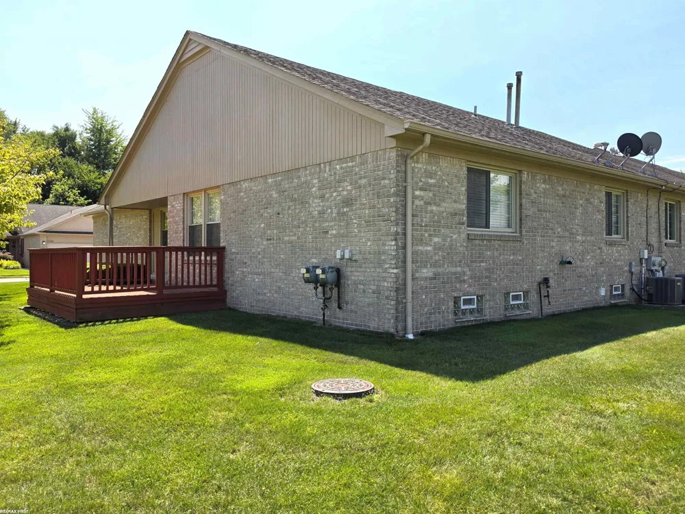 23597 Suttons Bay Drive Clinton Charter Township, MI 48036