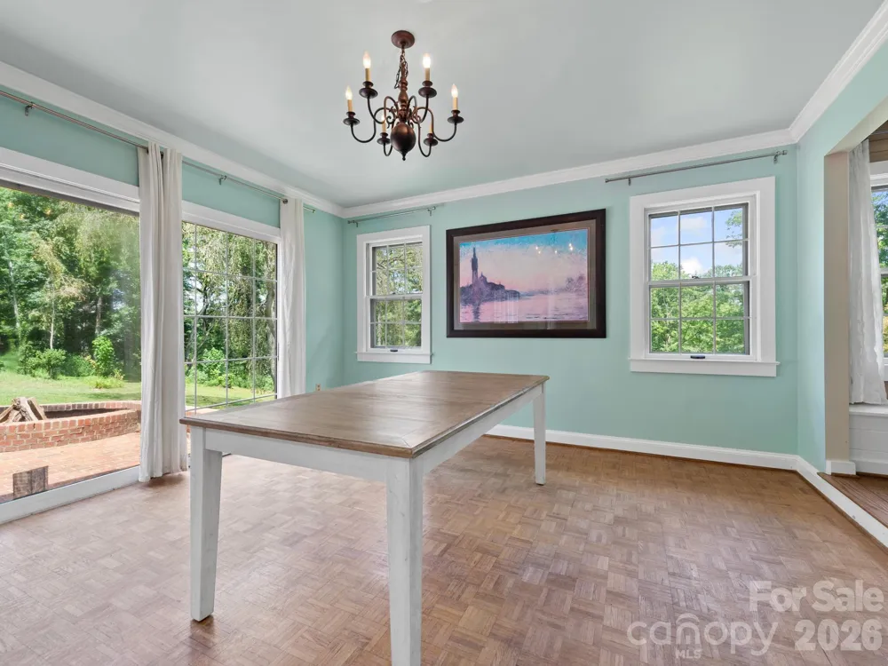 242 Hills Drive Hendersonville, NC 28791