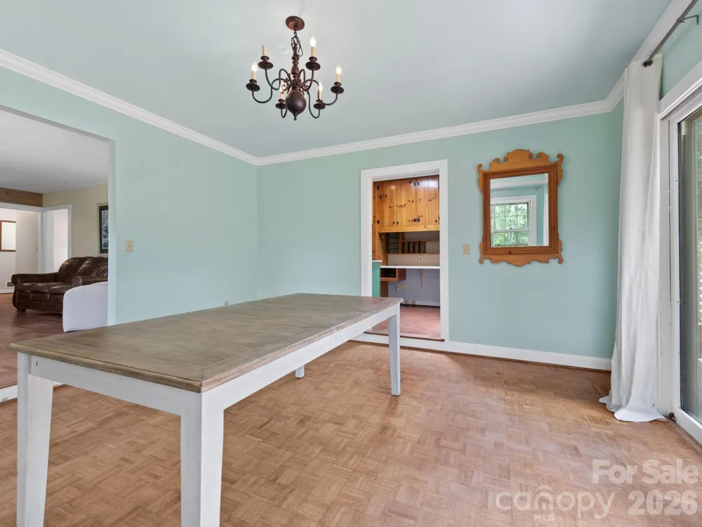 242 Hills Drive Hendersonville, NC 28791