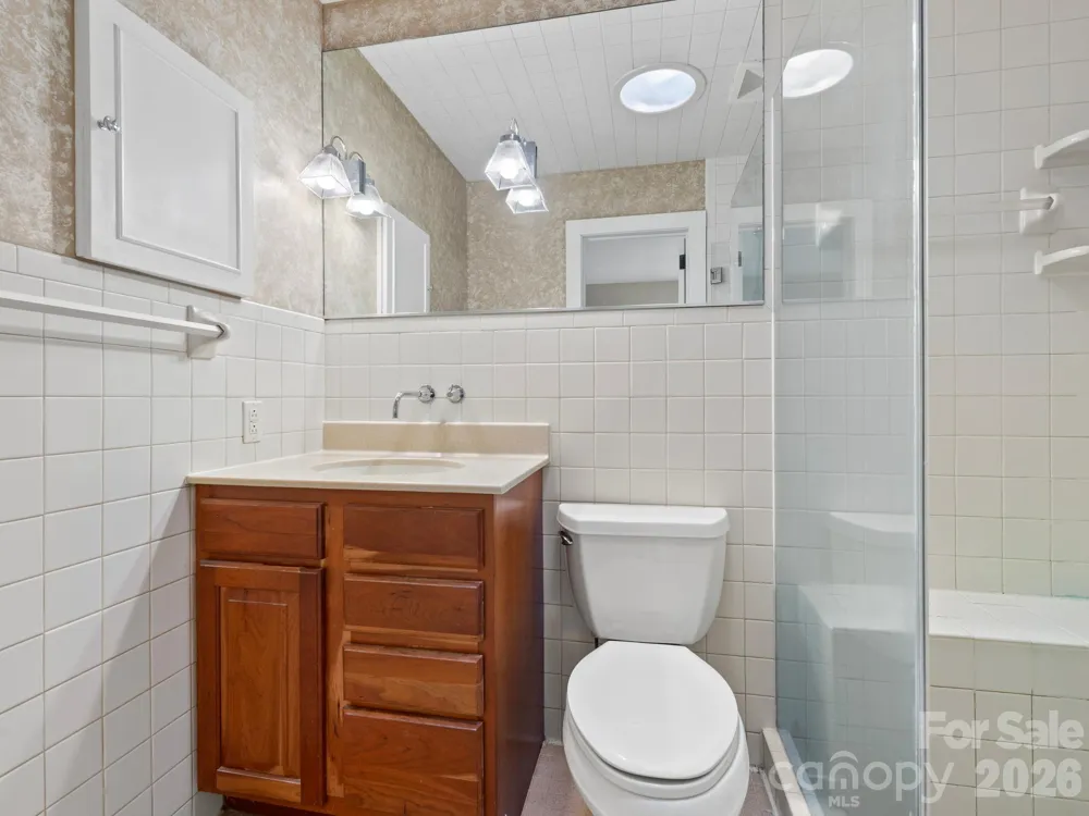 242 Hills Drive Hendersonville, NC 28791