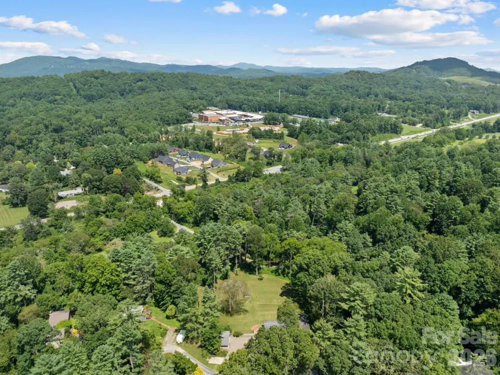 242 Hills Drive Hendersonville, NC 28791