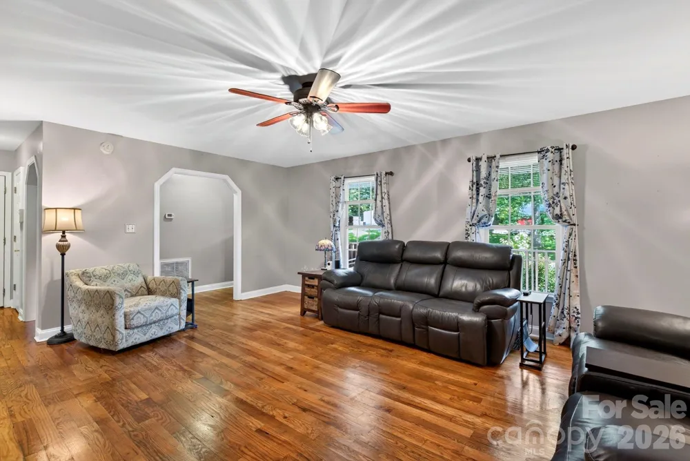 47 Royal Oaks Road Arden, NC 28704